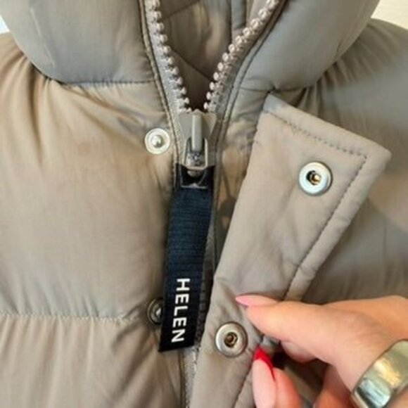 Aritzia TNA The Super Puff Climatte Down Puffer Jacket Size XS - Picture 4 of 6